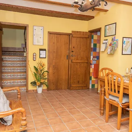 펜션 El Pelleric-casa Rural *